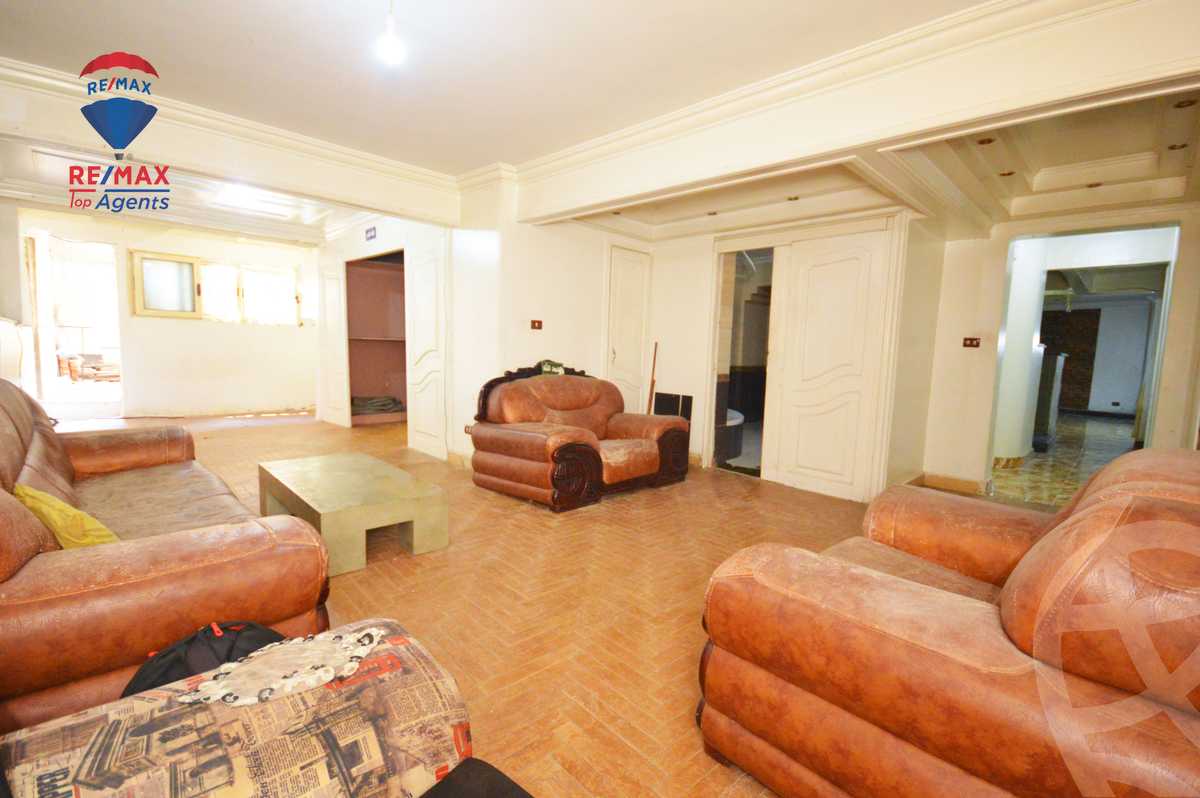 https://aqarmap.com.eg/en/listing/4951338-for-sale-alexandria-stanley-abd-el-aziz-fahmy-st