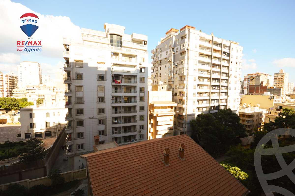 https://aqarmap.com.eg/en/listing/5231423-for-sale-alexandria-stanley-abd-el-aziz-fahmy-st