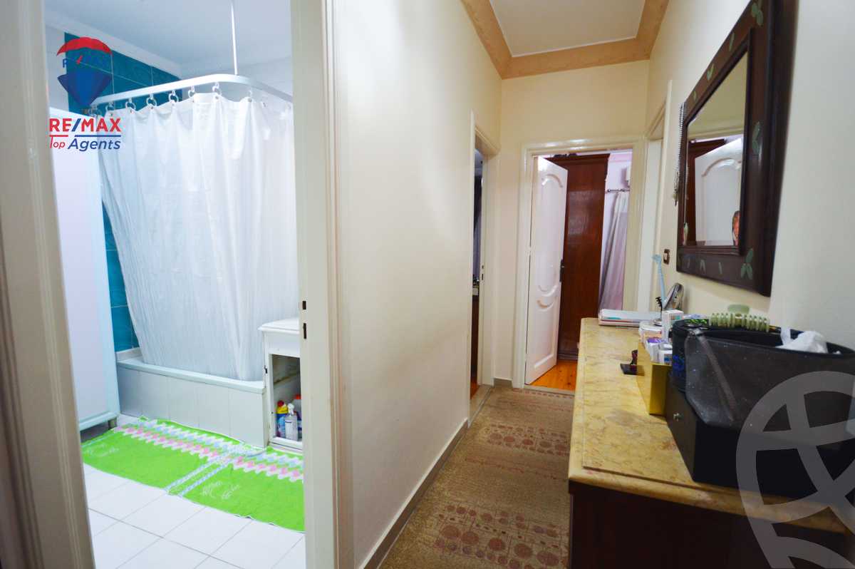 https://aqarmap.com.eg/en/listing/5231423-for-sale-alexandria-stanley-abd-el-aziz-fahmy-st