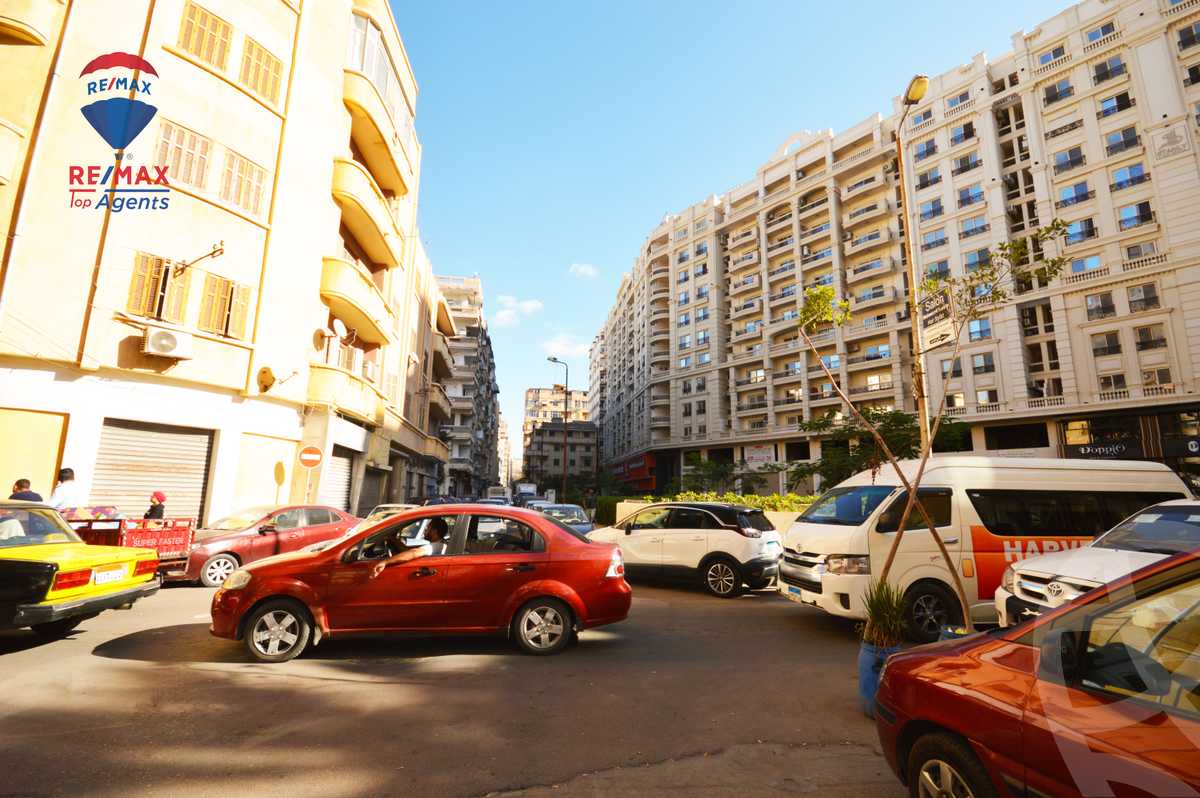 https://aqarmap.com.eg/en/listing/5234512-for-rent-alexandria-stanley-abd-el-aziz-fahmy-st