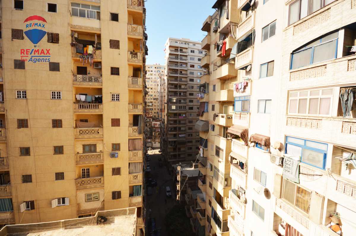 https://aqarmap.com.eg/en/listing/5239098-for-sale-alexandria-miami-shr-jml-bd-lnsr