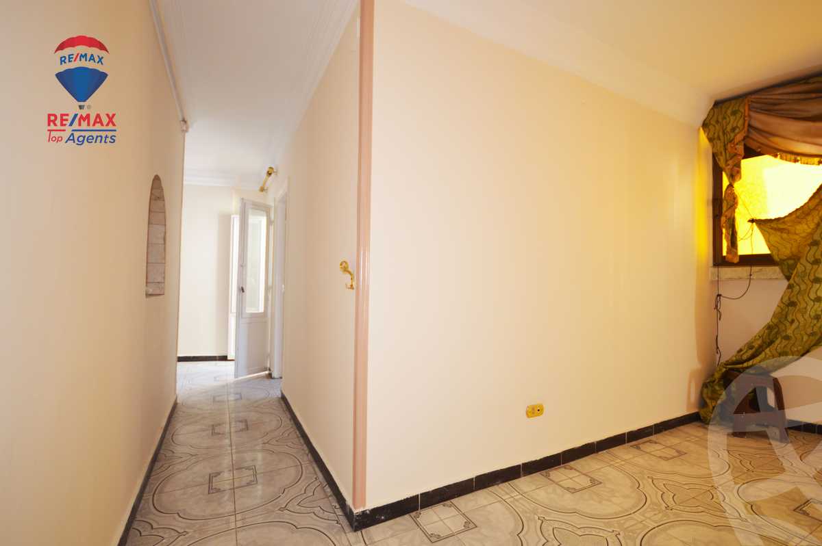 https://aqarmap.com.eg/ar/listing/5374161-for-rent-alexandria-shds
