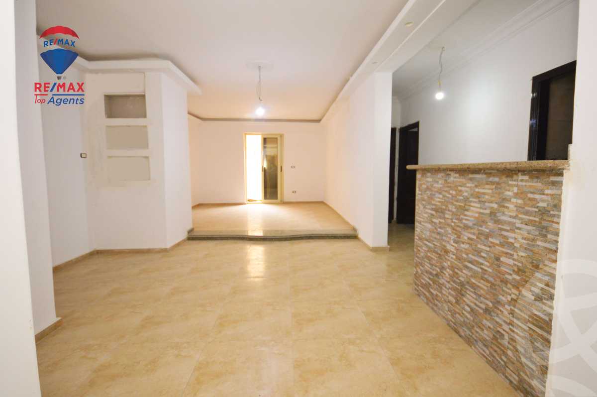 https://aqarmap.com.eg/en/listing/5382430-for-sale-alexandria-ganaklis-shr-bw-qyr-tryq-lhry