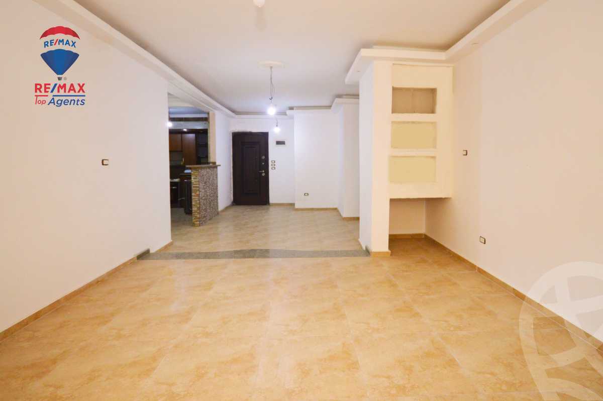 https://aqarmap.com.eg/en/listing/5382430-for-sale-alexandria-ganaklis-shr-bw-qyr-tryq-lhry