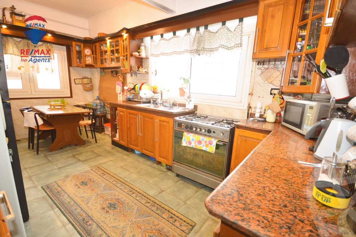 https://aqarmap.com.eg/en/listing/5885355-for-sale-alexandria-sn-styfnw-abd-el-salam-aref-st
