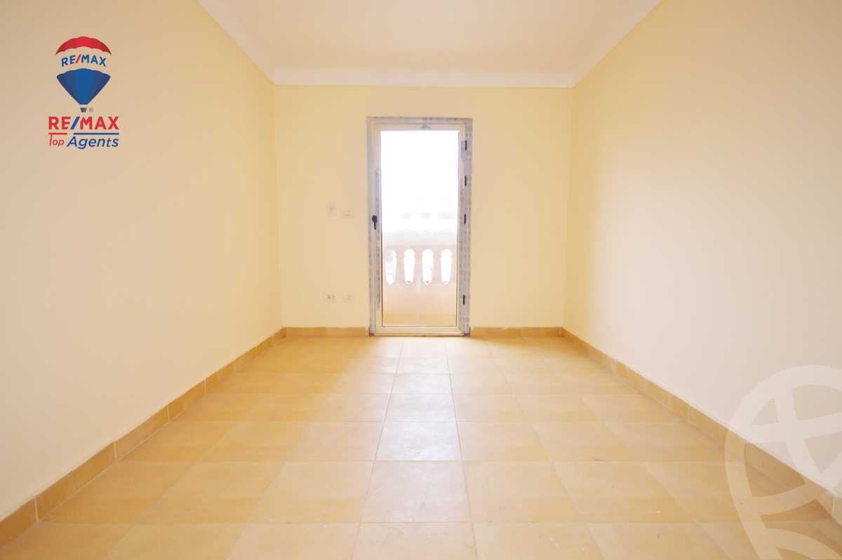 https://aqarmap.com.eg/en/listing/5888938-for-sale-alexandria-sporting-shr-bwr-s-yd
