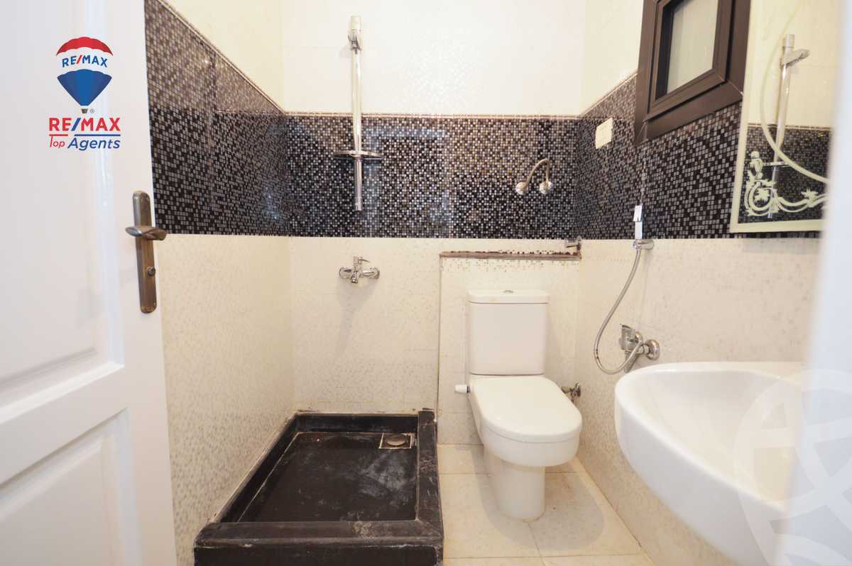 https://aqarmap.com.eg/en/listing/5888938-for-sale-alexandria-sporting-shr-bwr-s-yd