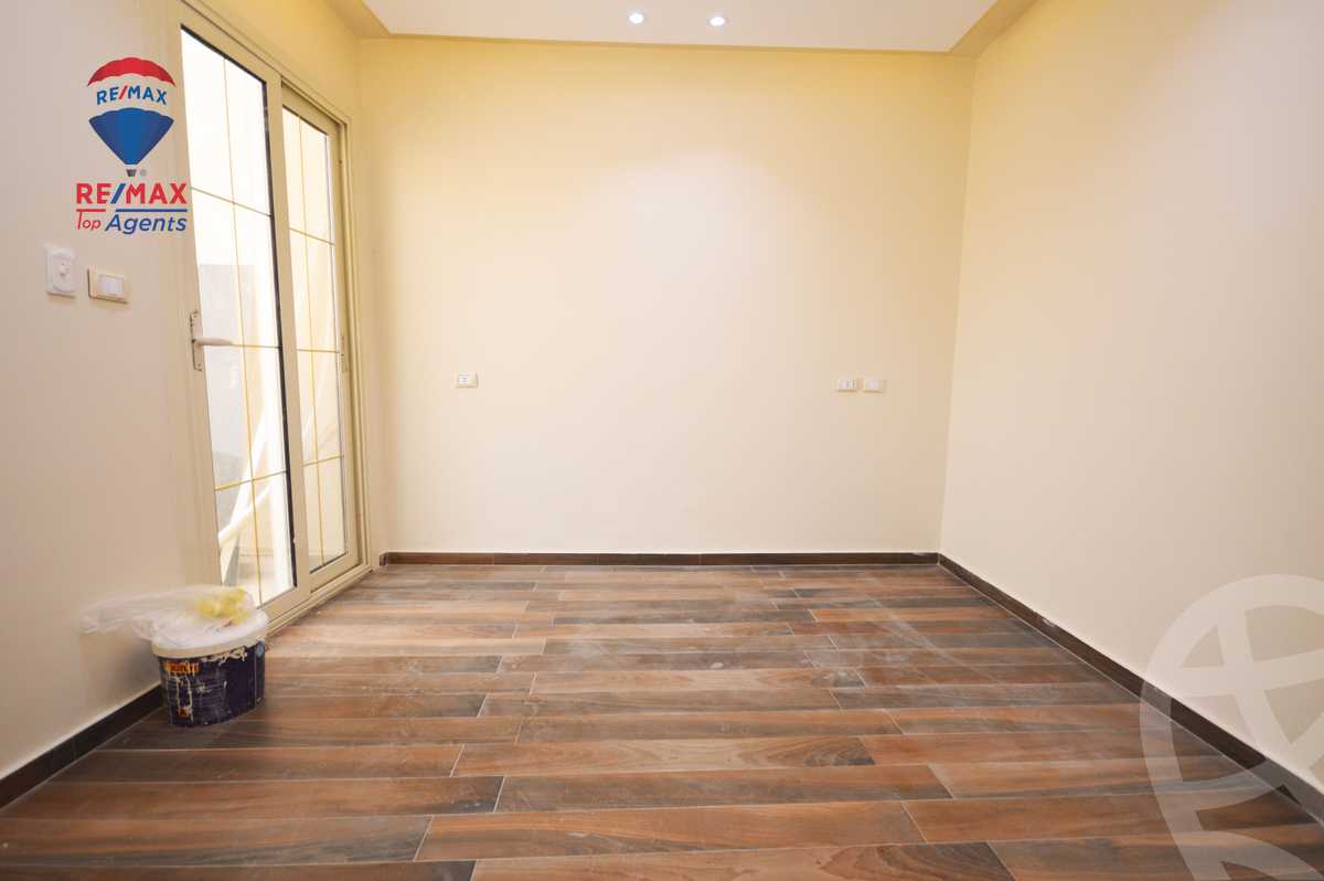 https://aqarmap.com.eg/ar/listing/5903586-for-rent-alexandria-smouha-green-plaza-st