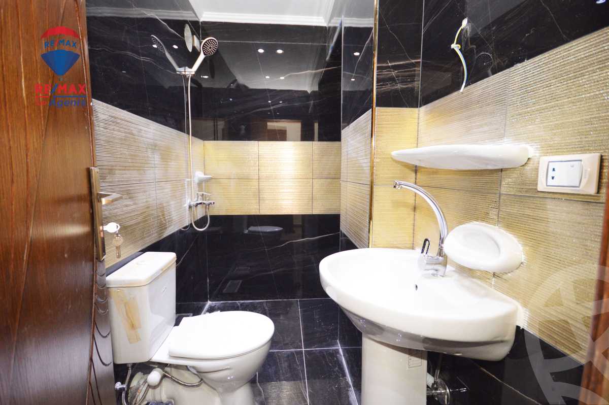 https://aqarmap.com.eg/ar/listing/5903586-for-rent-alexandria-smouha-green-plaza-st