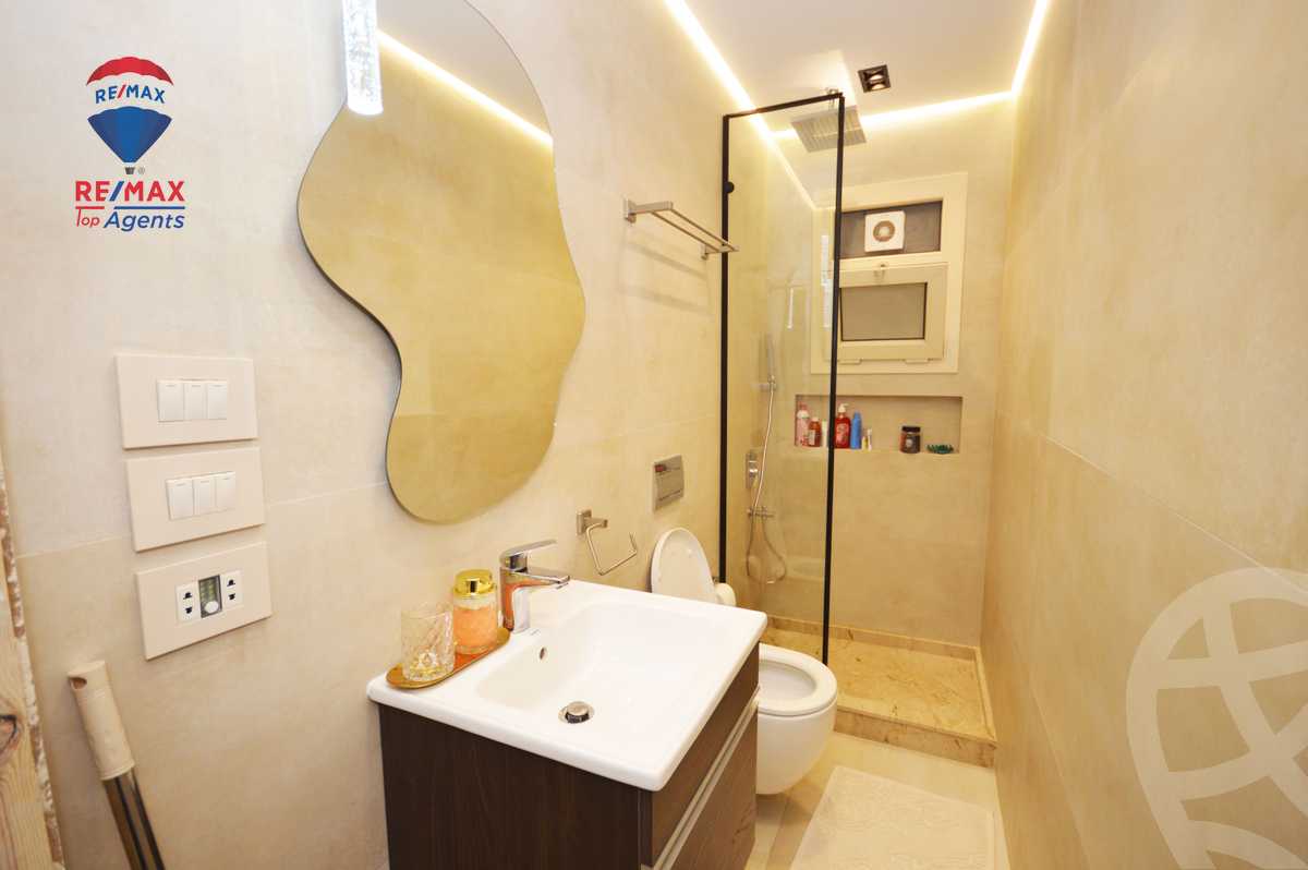 https://aqarmap.com.eg/ar/listing/5908438-for-sale-alexandria-smouha-compounds-in-smouha-valore-antoniadis-compound-el-ghonimy