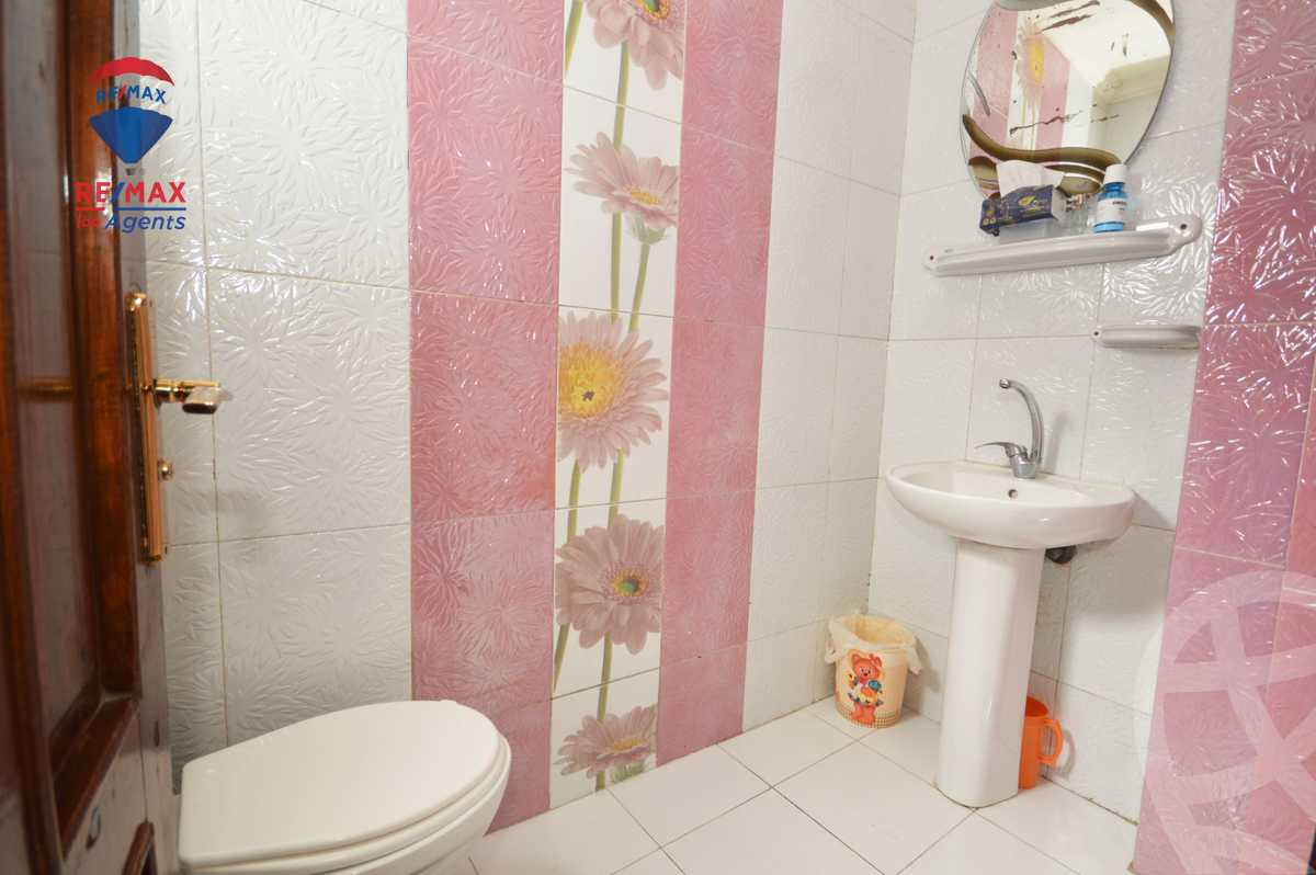 https://aqarmap.com.eg/en/listing/5918858-for-sale-alexandria-sporting-el-geish-road