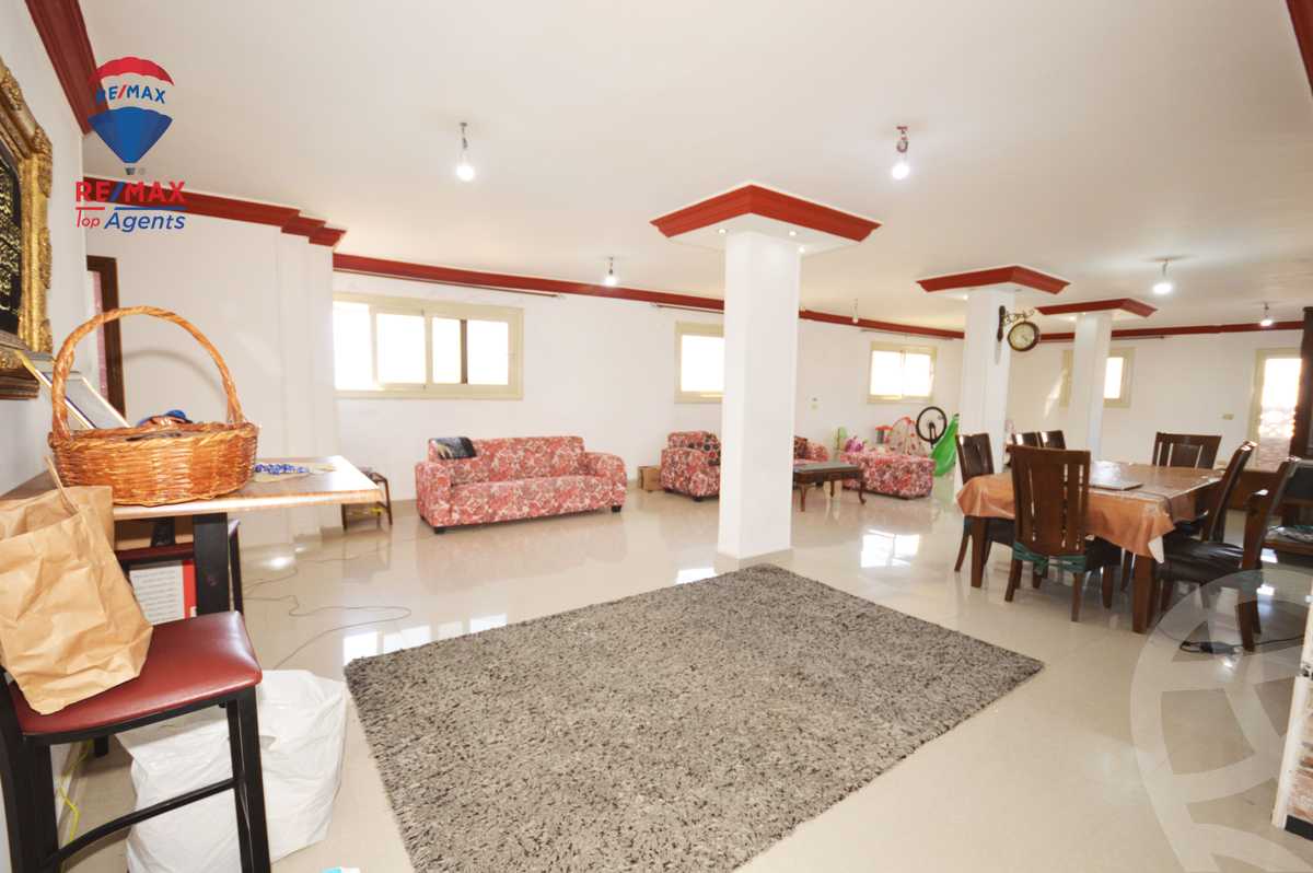 https://aqarmap.com.eg/en/listing/5918858-for-sale-alexandria-sporting-el-geish-road