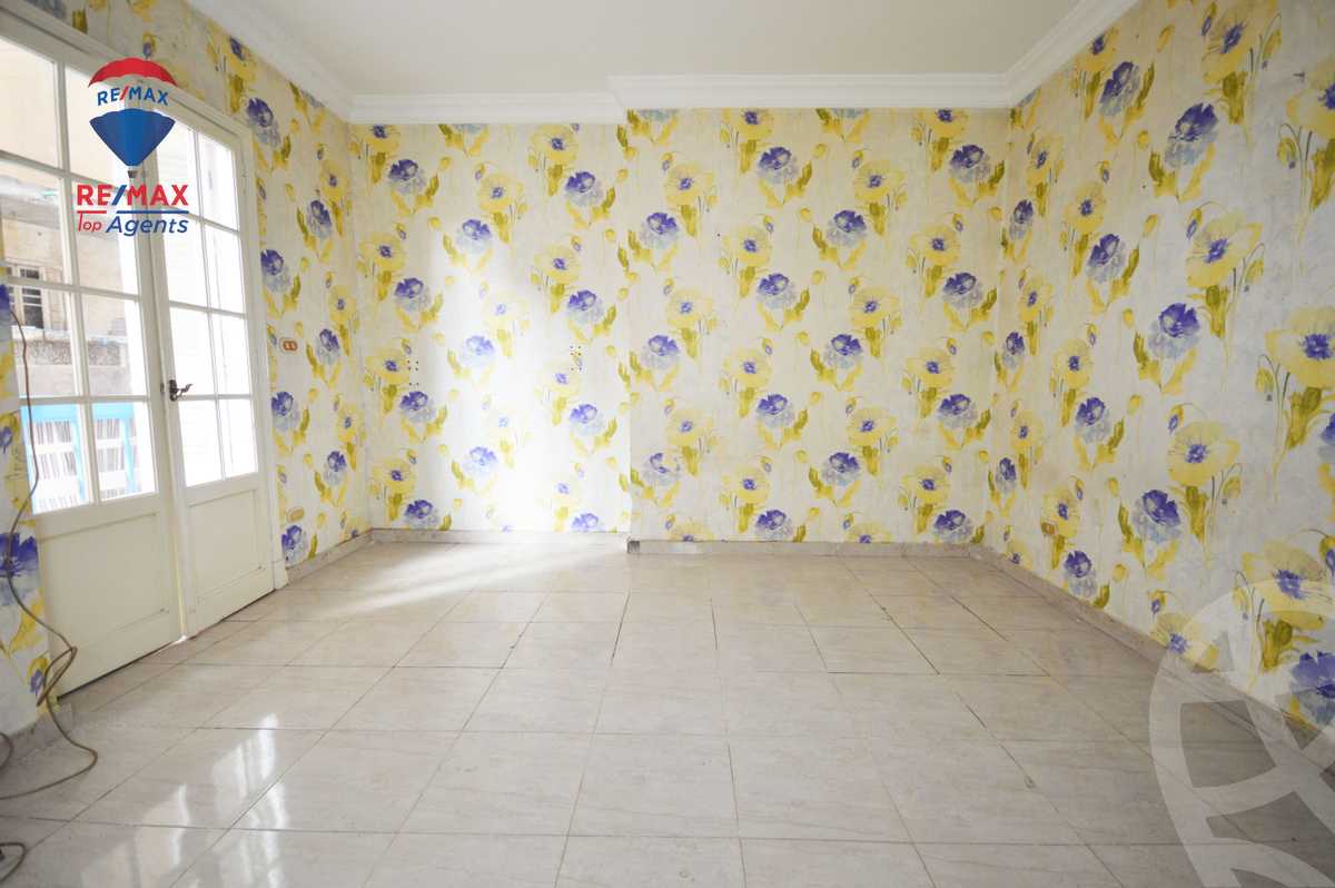 https://aqarmap.com.eg/ar/listing/5944369-for-sale-alexandria-el-mandara-alex-el-mandara-bahri-sidi-kamal-st