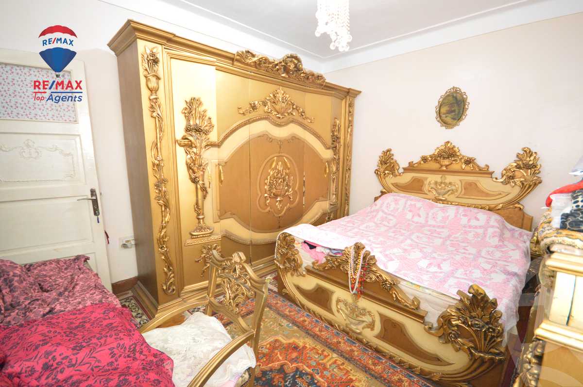 https://aqarmap.com.eg/ar/listing/6034311-for-sale-alexandria-lauran-alexandria-lauran-abd-el-khalik-tharwat-st