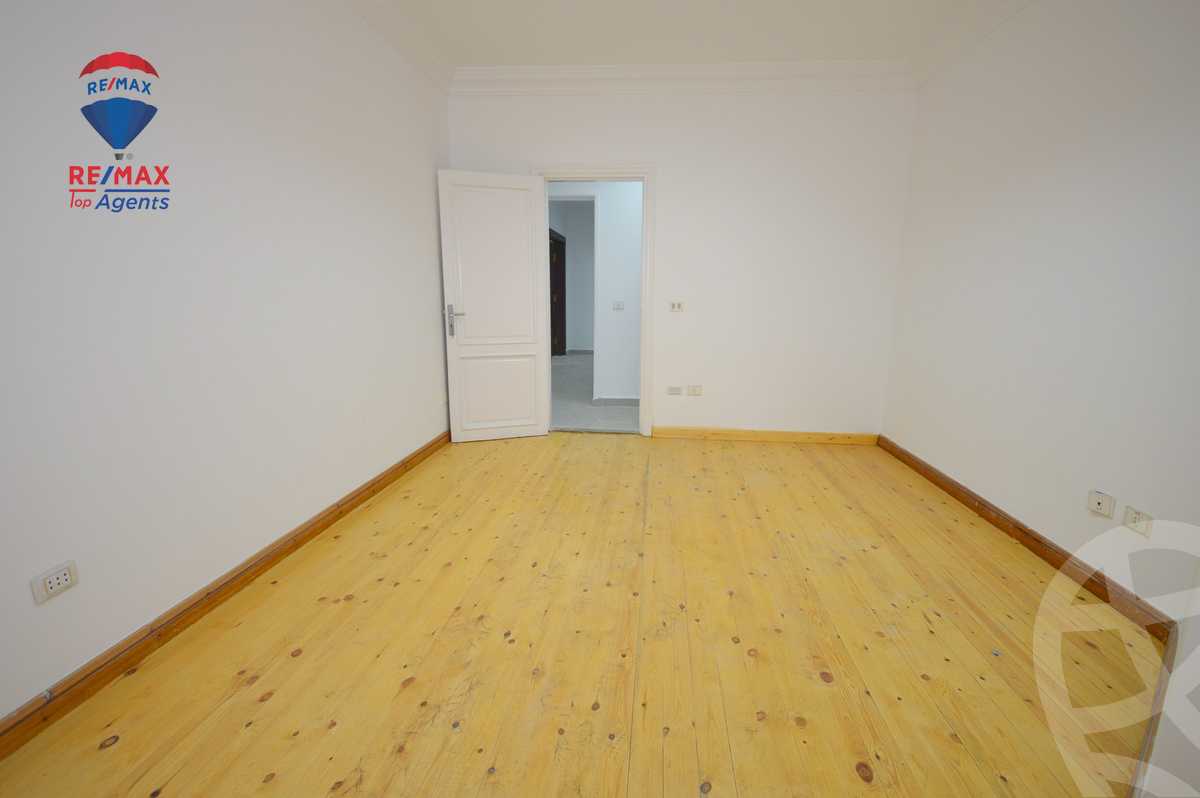 https://aqarmap.com.eg/ar/listing/6043052-for-sale-alexandria-smouha-mohammed-fawzi-moaz-st