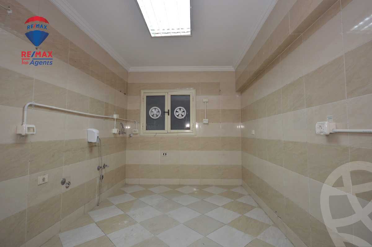 https://aqarmap.com.eg/ar/listing/6043052-for-sale-alexandria-smouha-mohammed-fawzi-moaz-st