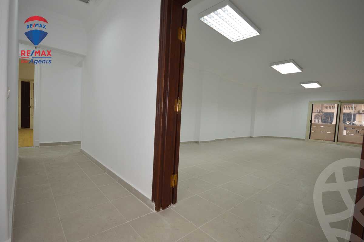 https://aqarmap.com.eg/ar/listing/6043052-for-sale-alexandria-smouha-mohammed-fawzi-moaz-st
