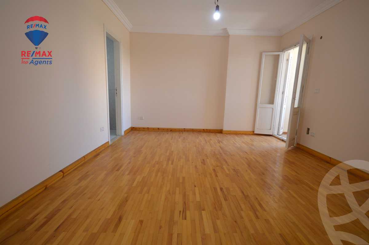 https://aqarmap.com.eg/en/listing/6056234-for-sale-alexandria-kafr-abdo-kafr-abdou-st