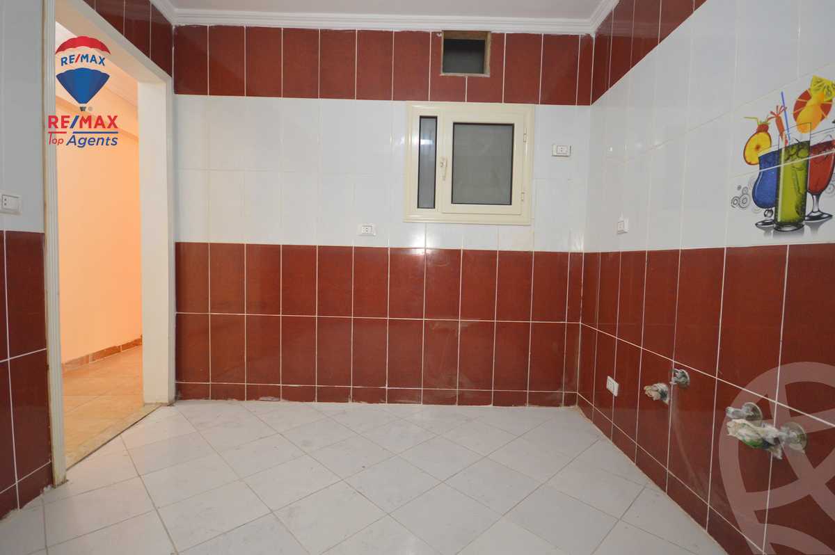 https://aqarmap.com.eg/en/listing/6056234-for-sale-alexandria-kafr-abdo-kafr-abdou-st
