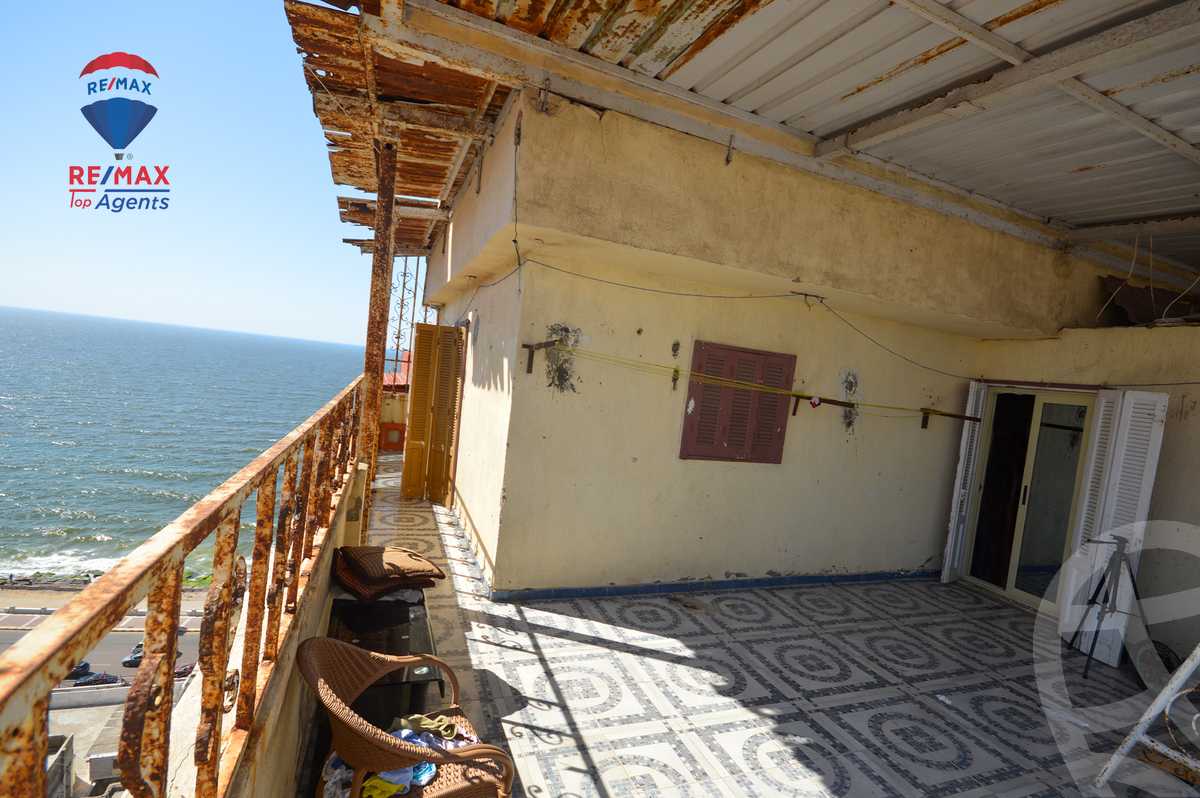 https://aqarmap.com.eg/en/listing/6082995-for-sale-alexandria-camp-cesar-el-gaish-rd