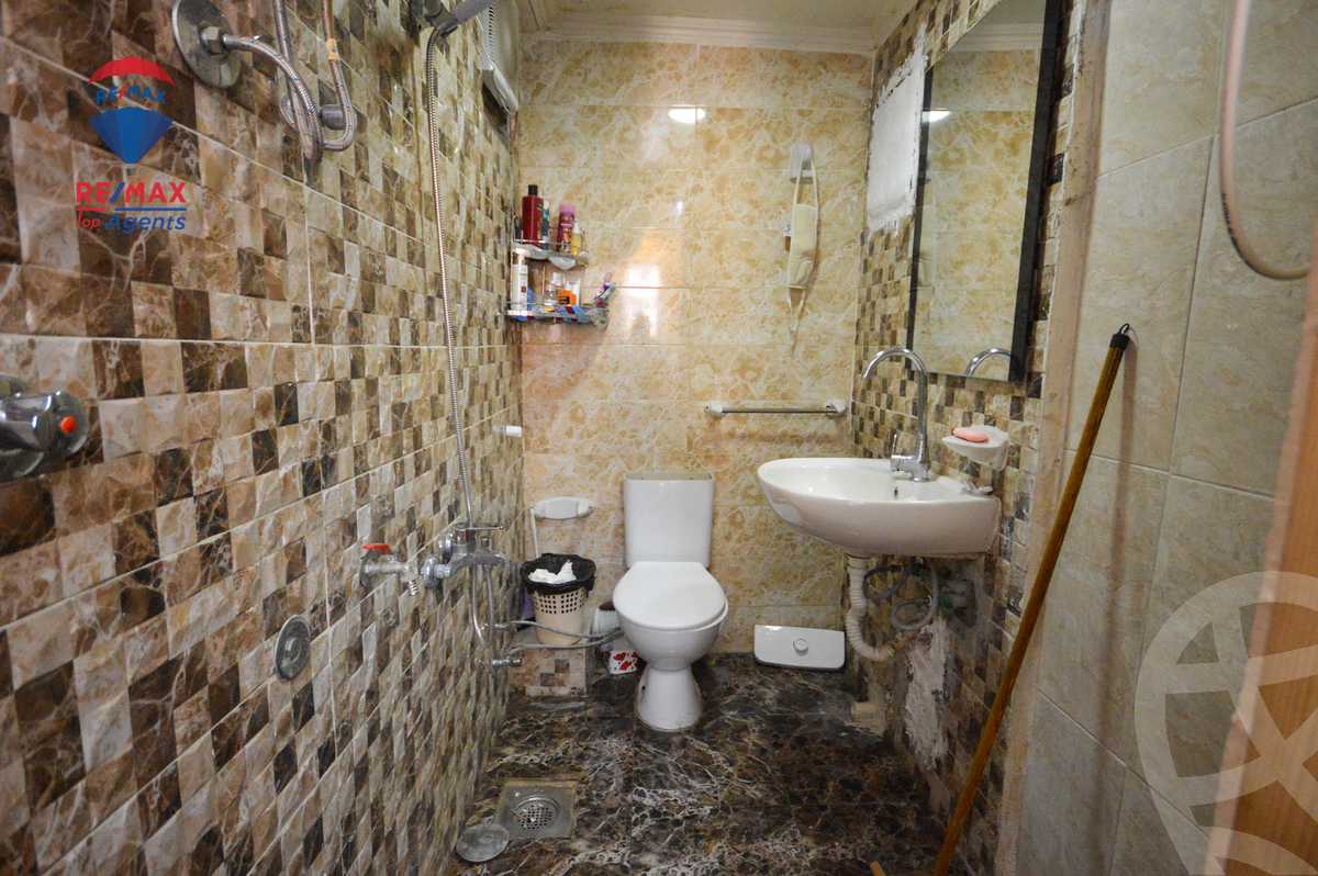 https://aqarmap.com.eg/en/listing/6082995-for-sale-alexandria-camp-cesar-el-gaish-rd