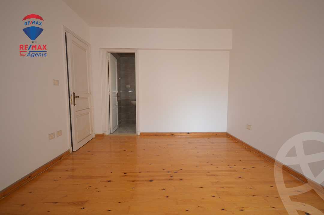 https://aqarmap.com.eg/ar/listing/6117266-for-sale-alexandria-el-mandara-alex-el-mandara-bahri-sidi-kamal-st