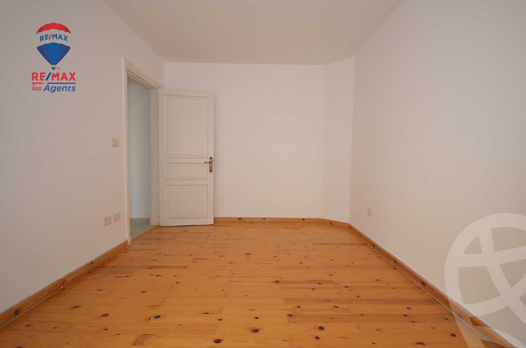 https://aqarmap.com.eg/ar/listing/6117266-for-sale-alexandria-el-mandara-alex-el-mandara-bahri-sidi-kamal-st