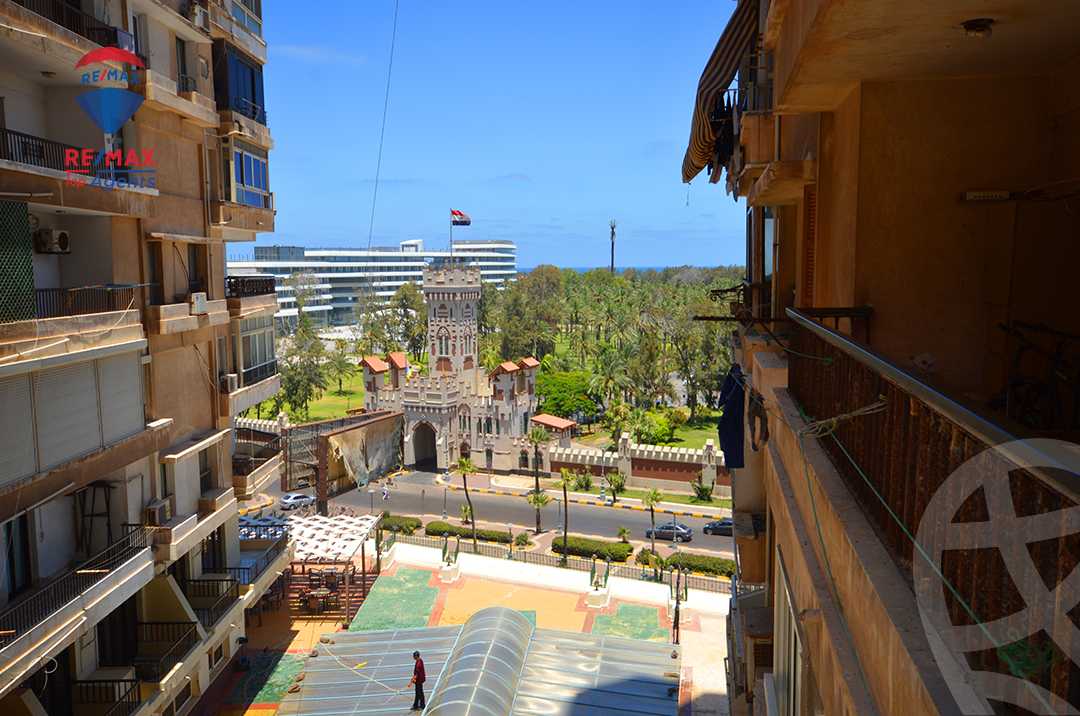 https://aqarmap.com.eg/ar/listing/6117512-for-sale-alexandria-el-montazah-sheraton-towers