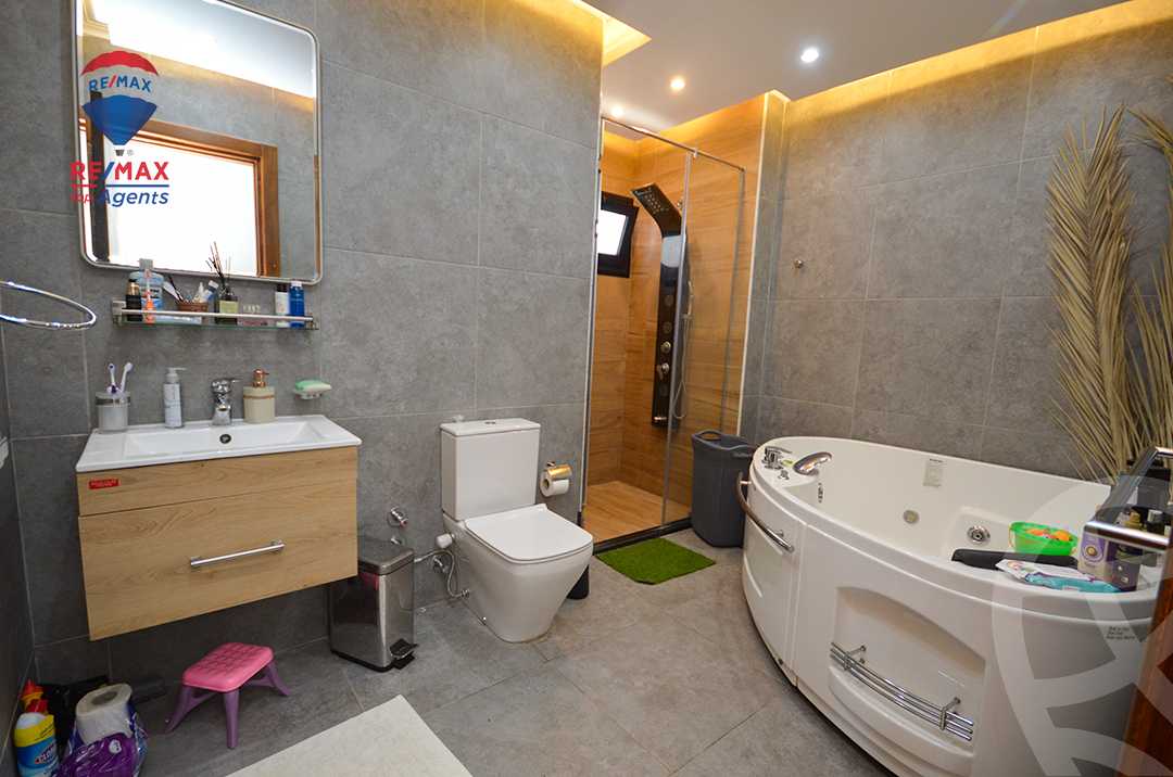 https://aqarmap.com.eg/ar/listing/6123519-for-sale-alexandria-el-mandara-alex-el-mandara-bahri-sidi-kamal-st
