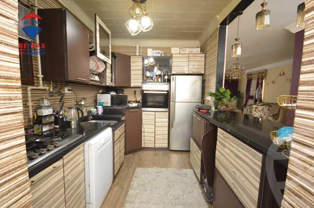 https://aqarmap.com.eg/ar/listing/6123554-for-sale-alexandria-sporting-abou-quer-st