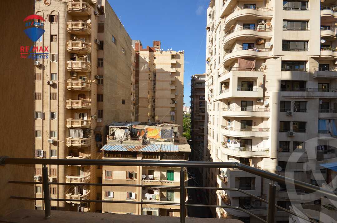 https://aqarmap.com.eg/ar/listing/6123554-for-sale-alexandria-sporting-abou-quer-st