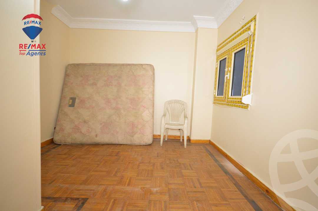 https://aqarmap.com.eg/en/listing/6151846-for-rent-alexandria-sn-styfnw-abd-el-salam-aref-st