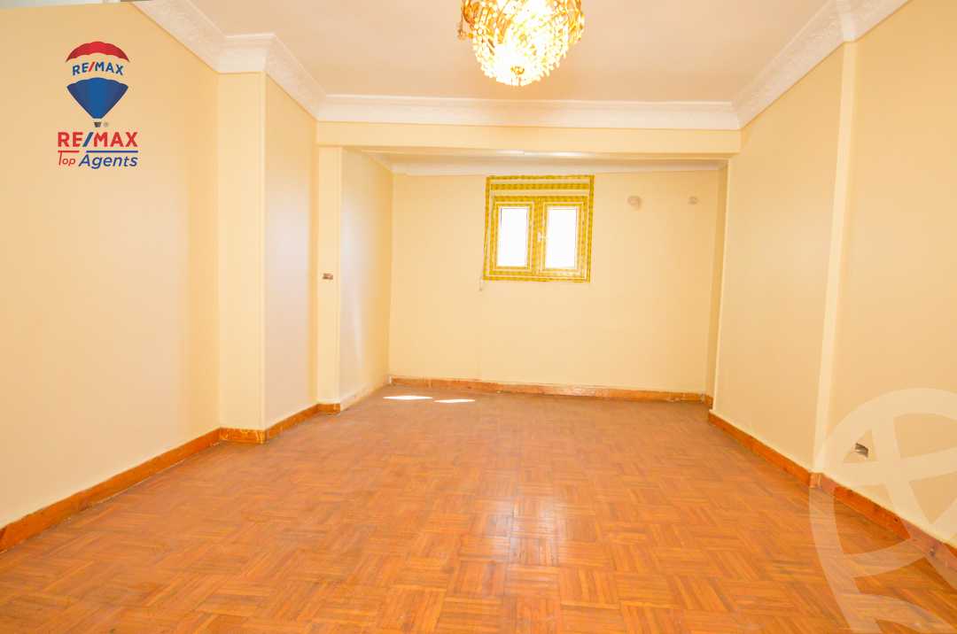 https://aqarmap.com.eg/en/listing/6151846-for-rent-alexandria-sn-styfnw-abd-el-salam-aref-st