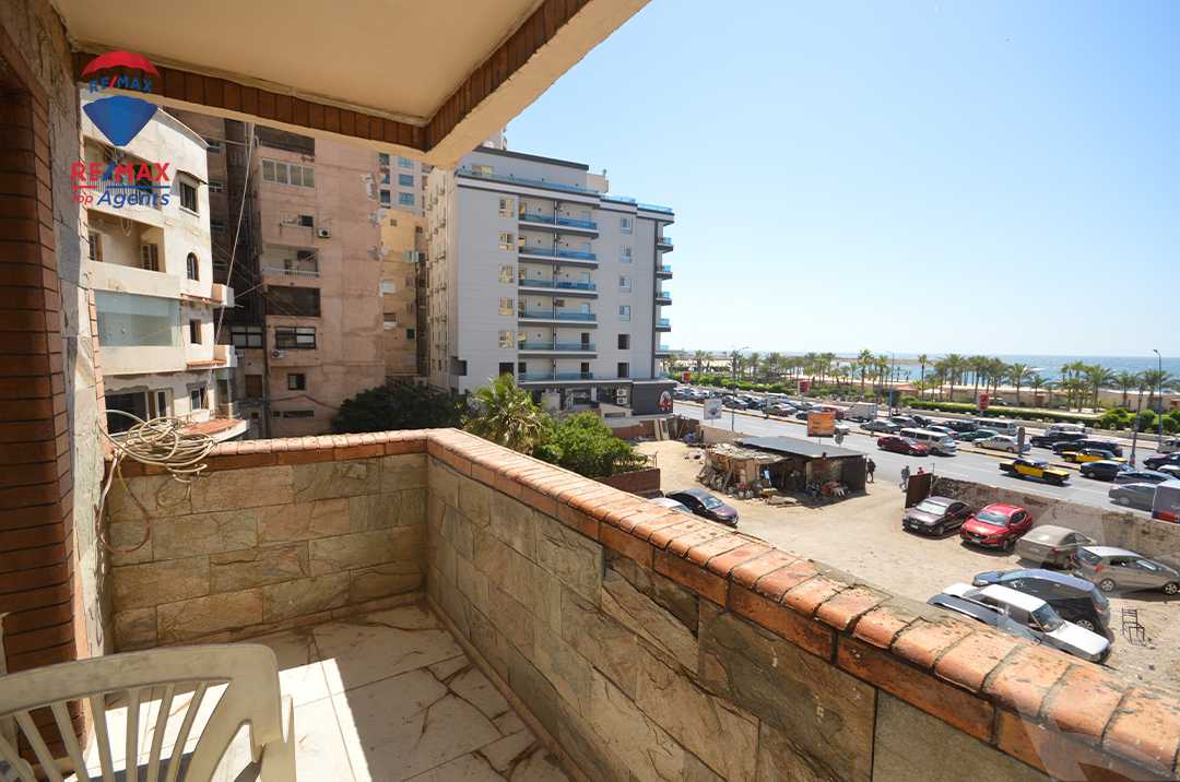 https://aqarmap.com.eg/en/listing/6151846-for-rent-alexandria-sn-styfnw-abd-el-salam-aref-st