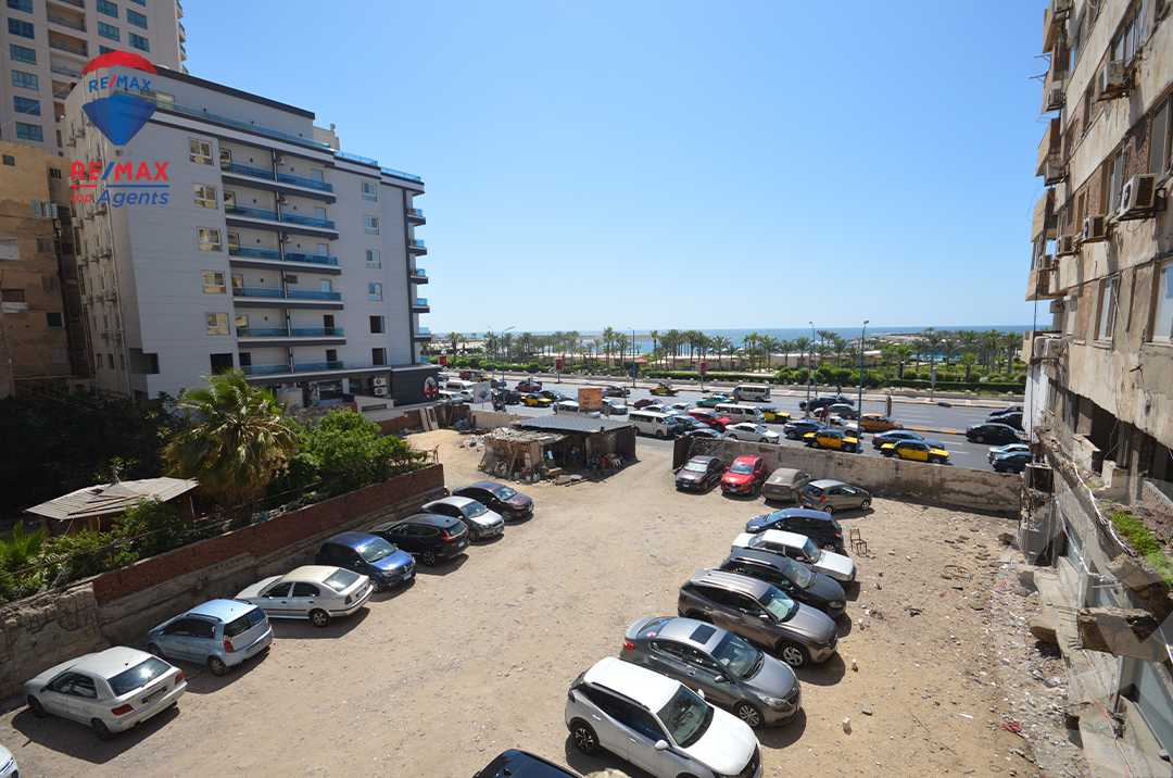 https://aqarmap.com.eg/en/listing/6151846-for-rent-alexandria-sn-styfnw-abd-el-salam-aref-st