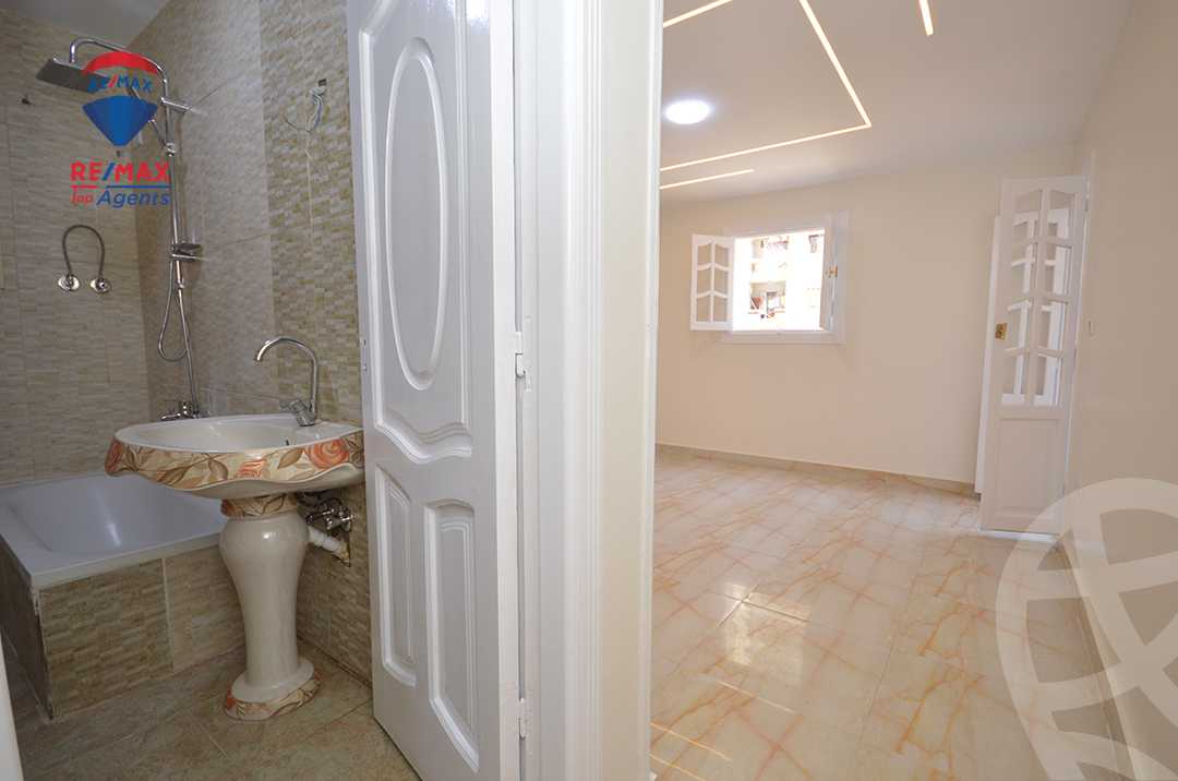https://aqarmap.com.eg/en/listing/6153938-for-sale-alexandria-miami-mahmoud-el-isawy-st