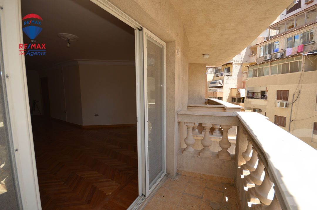 https://aqarmap.com.eg/en/listing/6183519-for-rent-alexandria-smouha-mostafa-kamel-st