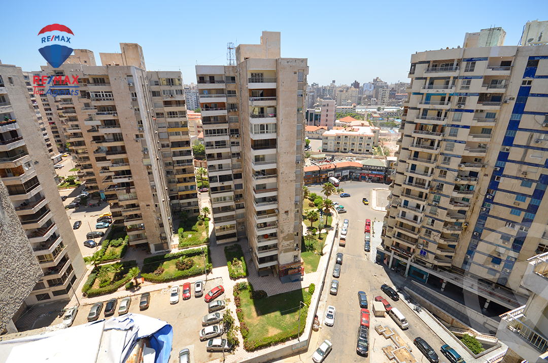 https://aqarmap.com.eg/ar/listing/6186270-for-sale-alexandria-sidi-gaber-el-mosheer-ahmed-isamil-st
