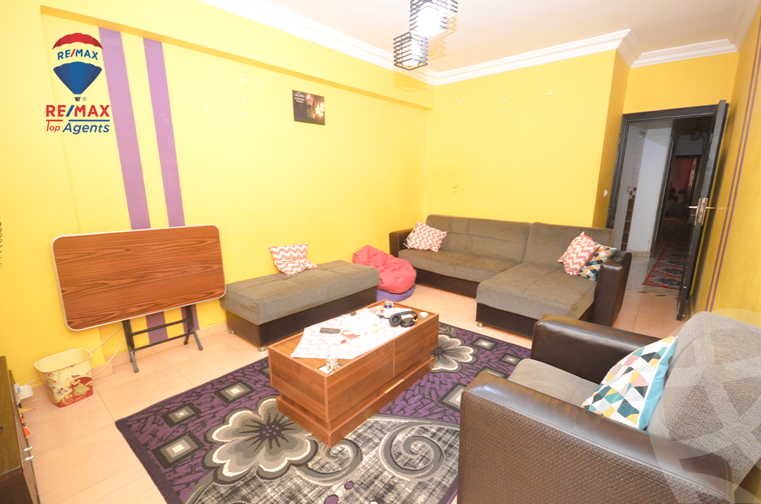 https://aqarmap.com.eg/ar/listing/6186476-for-sale-alexandria-miami-shr-jml-bd-lnsr