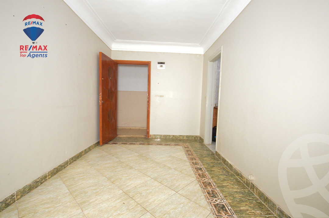 https://aqarmap.com.eg/ar/listing/6191006-for-sale-alexandria-miami-45-street
