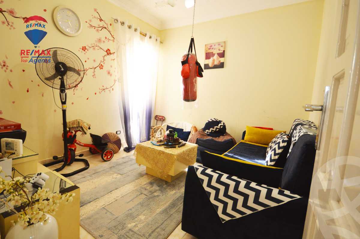 https://aqarmap.com.eg/ar/listing/6191335-for-sale-alexandria-miami-shr-jml-bd-lnsr