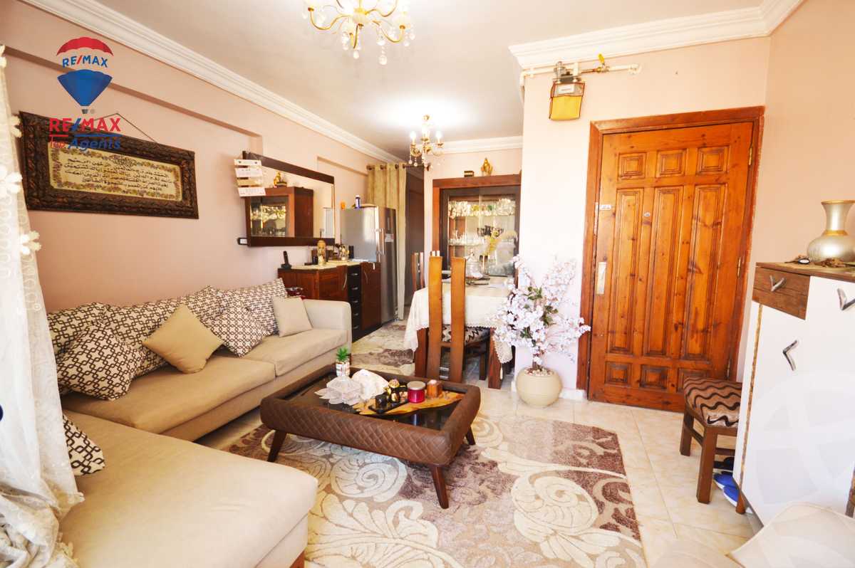 https://aqarmap.com.eg/ar/listing/6191335-for-sale-alexandria-miami-shr-jml-bd-lnsr