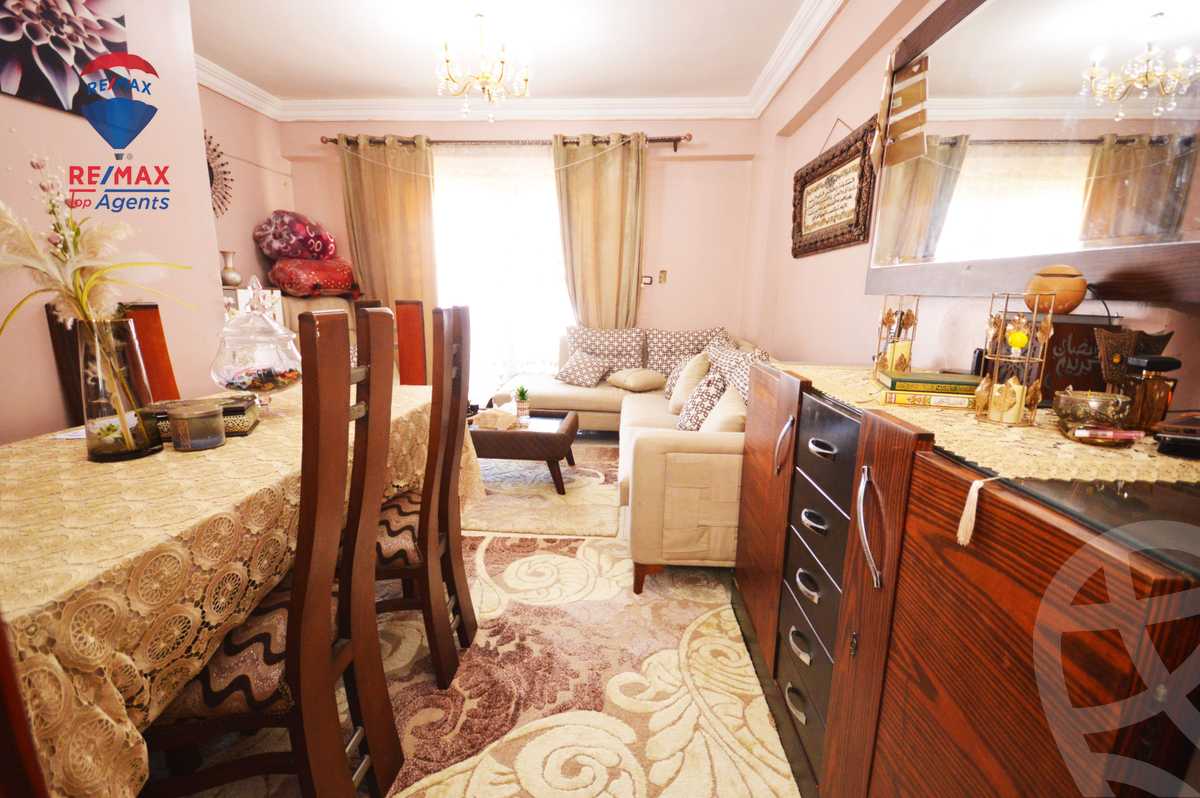 https://aqarmap.com.eg/ar/listing/6191335-for-sale-alexandria-miami-shr-jml-bd-lnsr