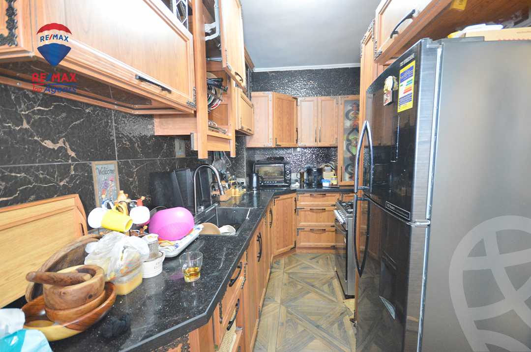 https://aqarmap.com.eg/en/listing/6196922-for-sale-alexandria-bolekly-abou-quer-st