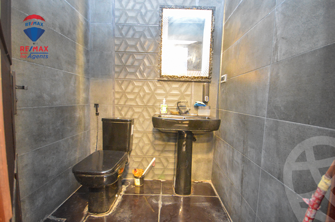 https://aqarmap.com.eg/en/listing/6196922-for-sale-alexandria-bolekly-abou-quer-st