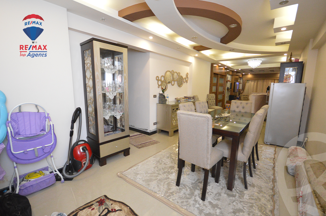 https://aqarmap.com.eg/ar/listing/6197584-for-sale-alexandria-el-chatby-port-said-street