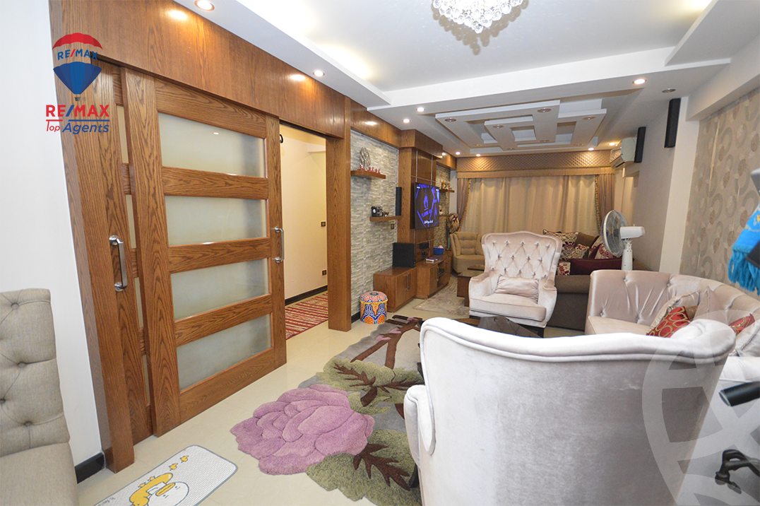 https://aqarmap.com.eg/ar/listing/6197584-for-sale-alexandria-el-chatby-port-said-street