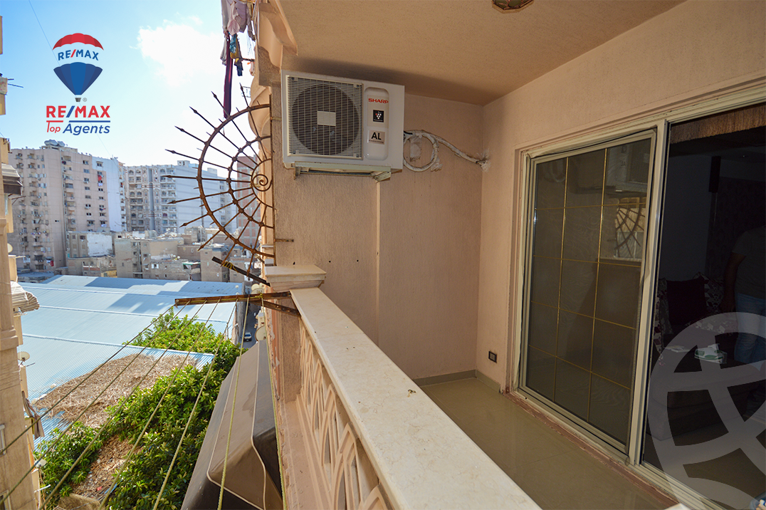 https://aqarmap.com.eg/ar/listing/6197584-for-sale-alexandria-el-chatby-port-said-street