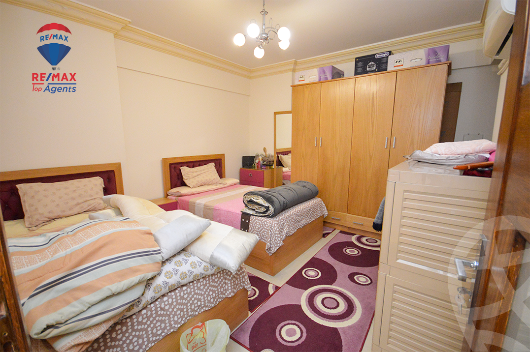 https://aqarmap.com.eg/ar/listing/6197584-for-sale-alexandria-el-chatby-port-said-street