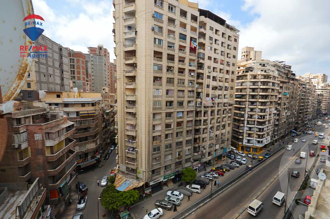 https://aqarmap.com.eg/ar/listing/6202300-for-sale-alexandria-miami-shr-jml-bd-lnsr